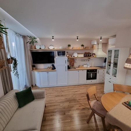 Apartment Polina - 2Bd Next To Sea Garden Varna Extérieur photo